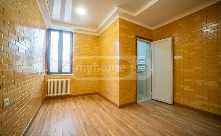 10+ Room Hotel For Sale In Borjomi view 7