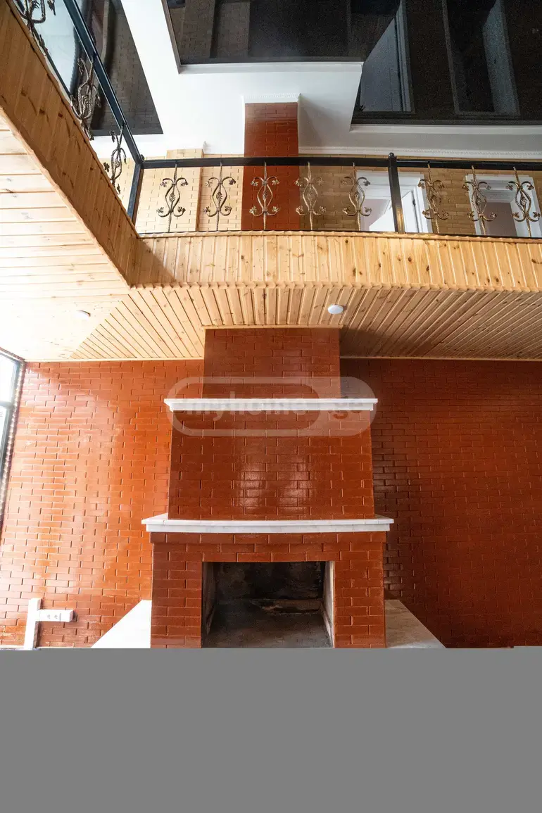 10+ Room Hotel For Sale In Borjomi view 3