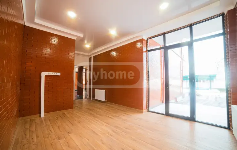 10+ Room Hotel For Sale In Borjomi view 4