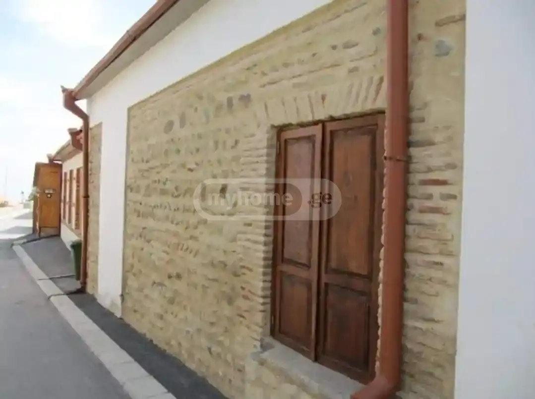 4 Room Private House For Sale view 3