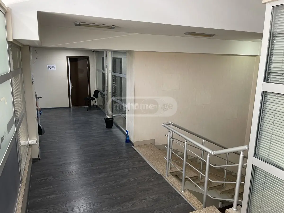 Office Commercial Area For Sale In Vera view 13