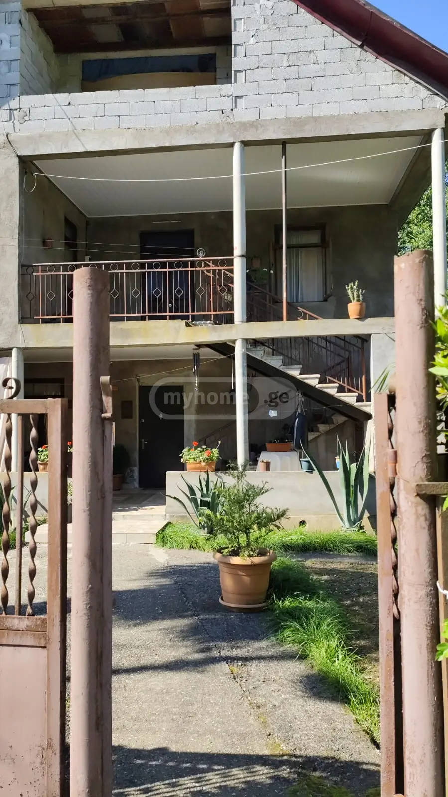 6 Room Private House For Sale view 9