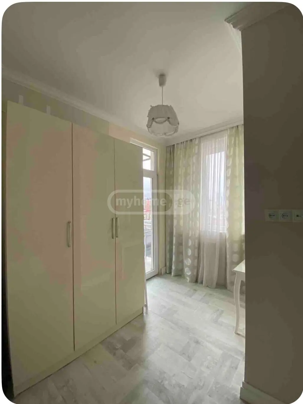 4 Room Apartment For Sale view 8