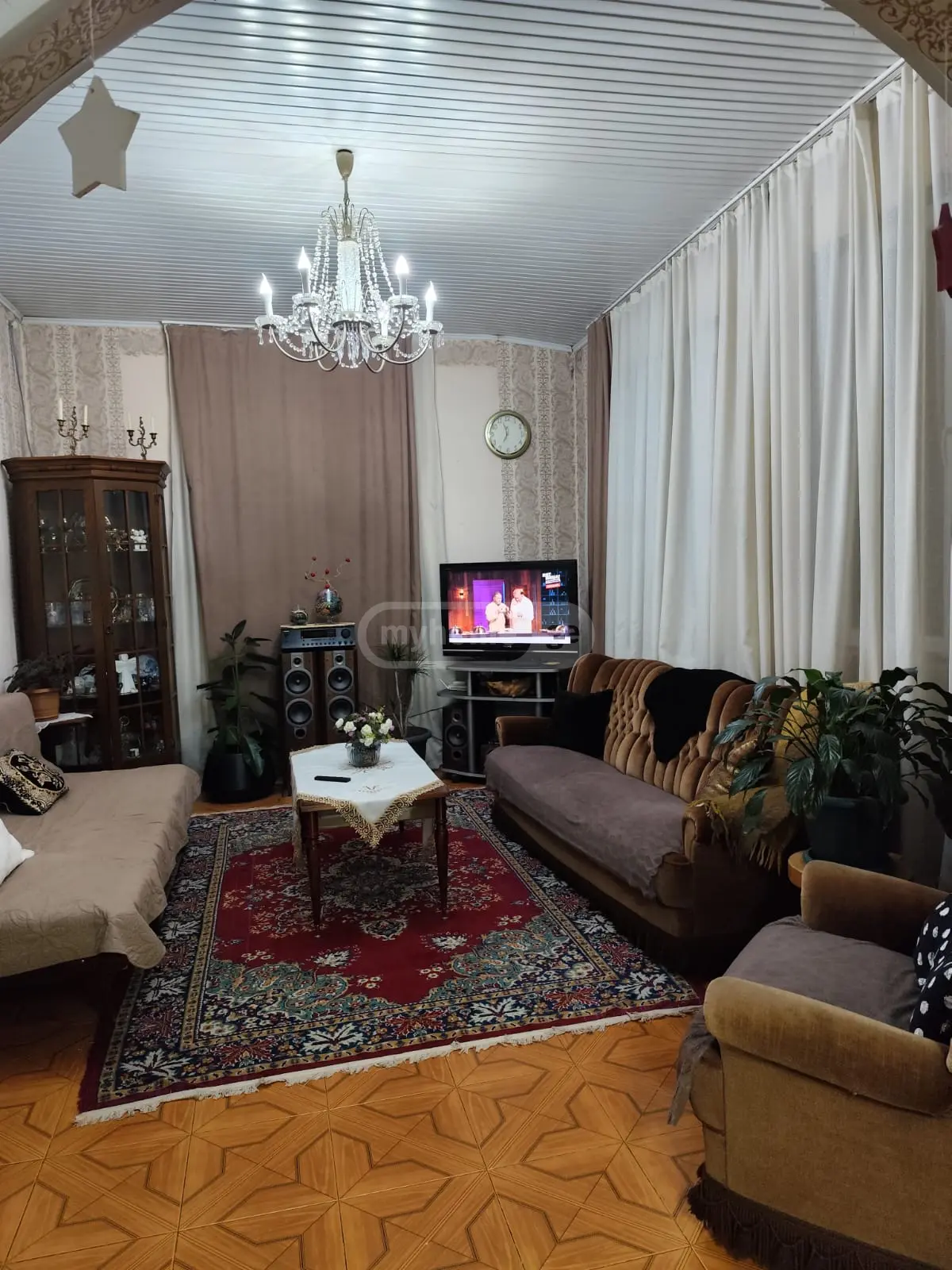 6 Room Private House For Sale view 5