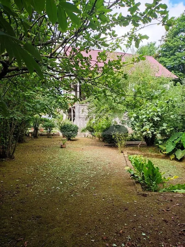 6 Room Private House For Sale view 1