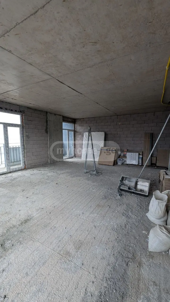 3 Room Apartment For Sale view 1