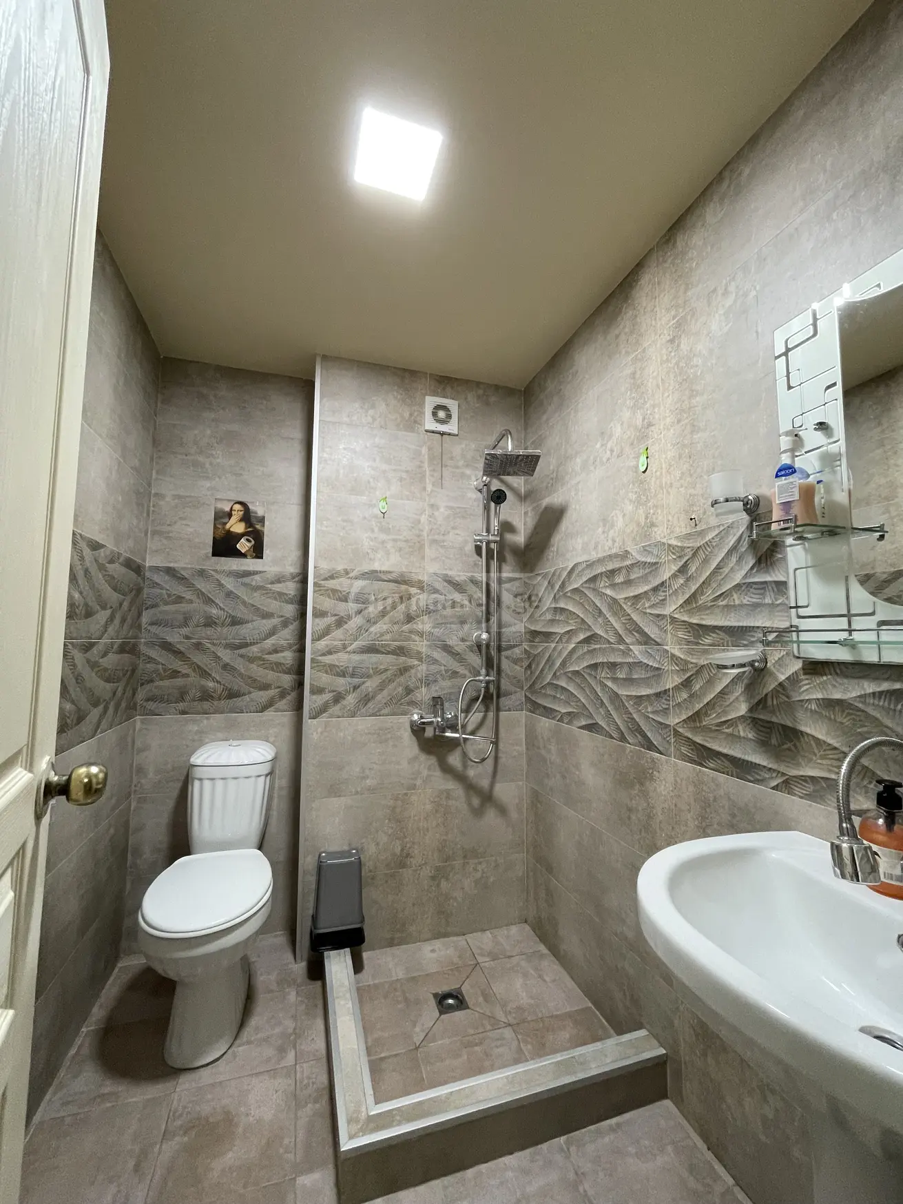 2 Room Apartment For Rent In Foti view 8