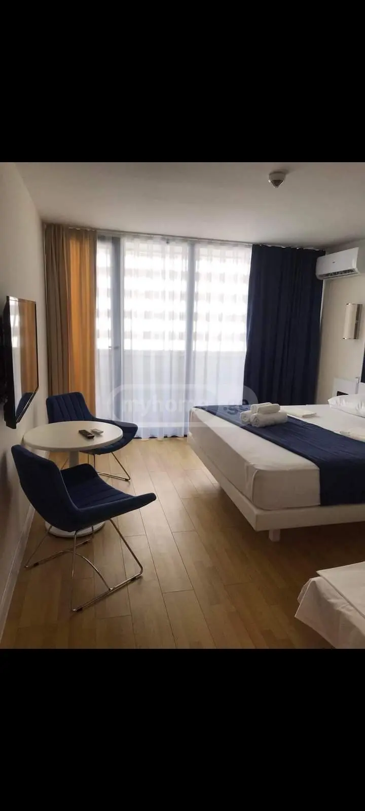 1 Room Hotel Daily Rent view 3