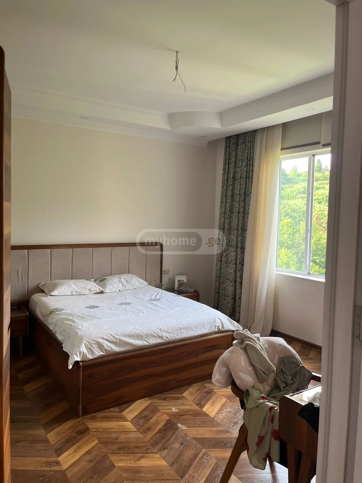 8 Room Private House For Sale view 4