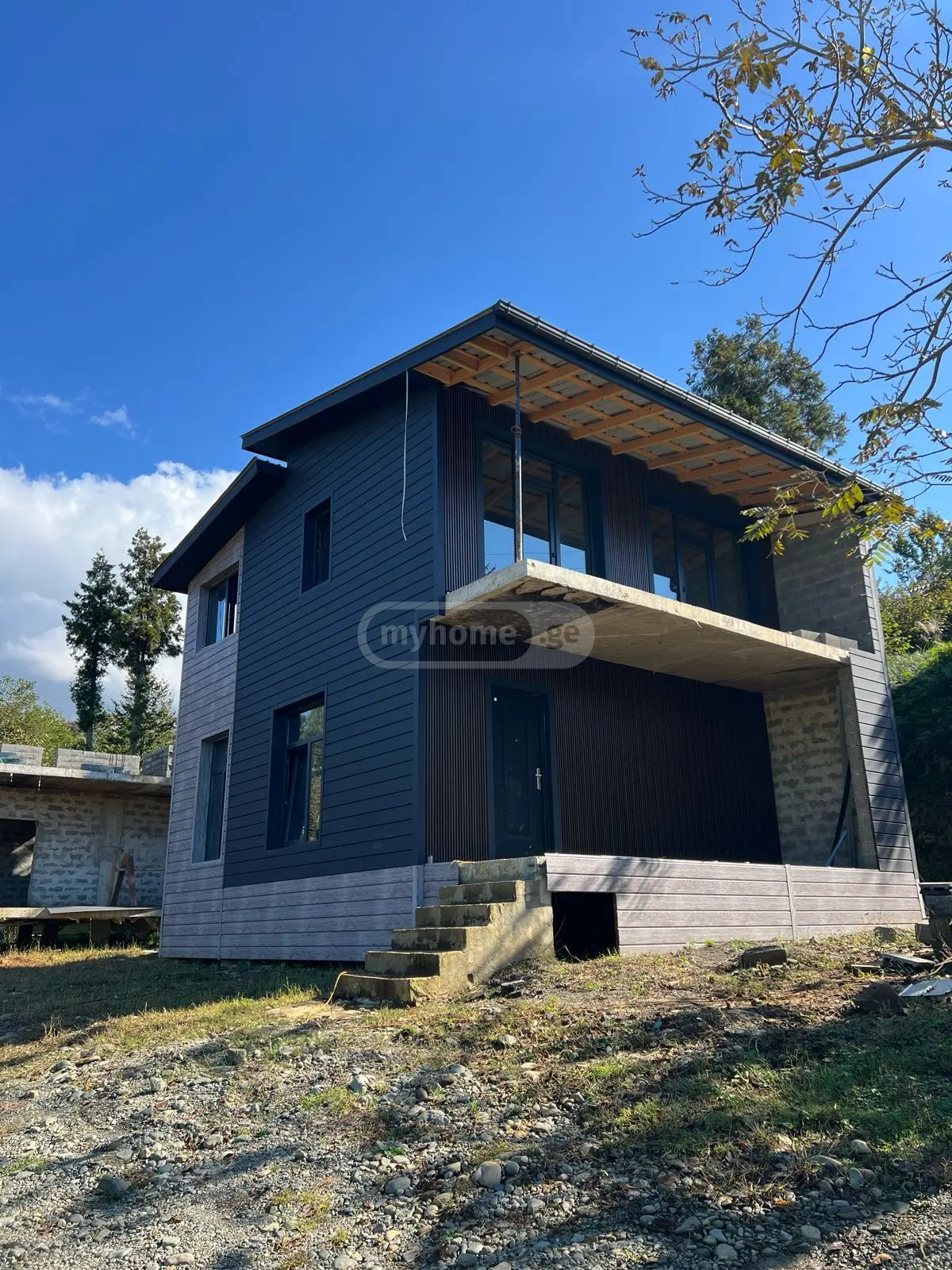 4 Room Private House For Sale view 4