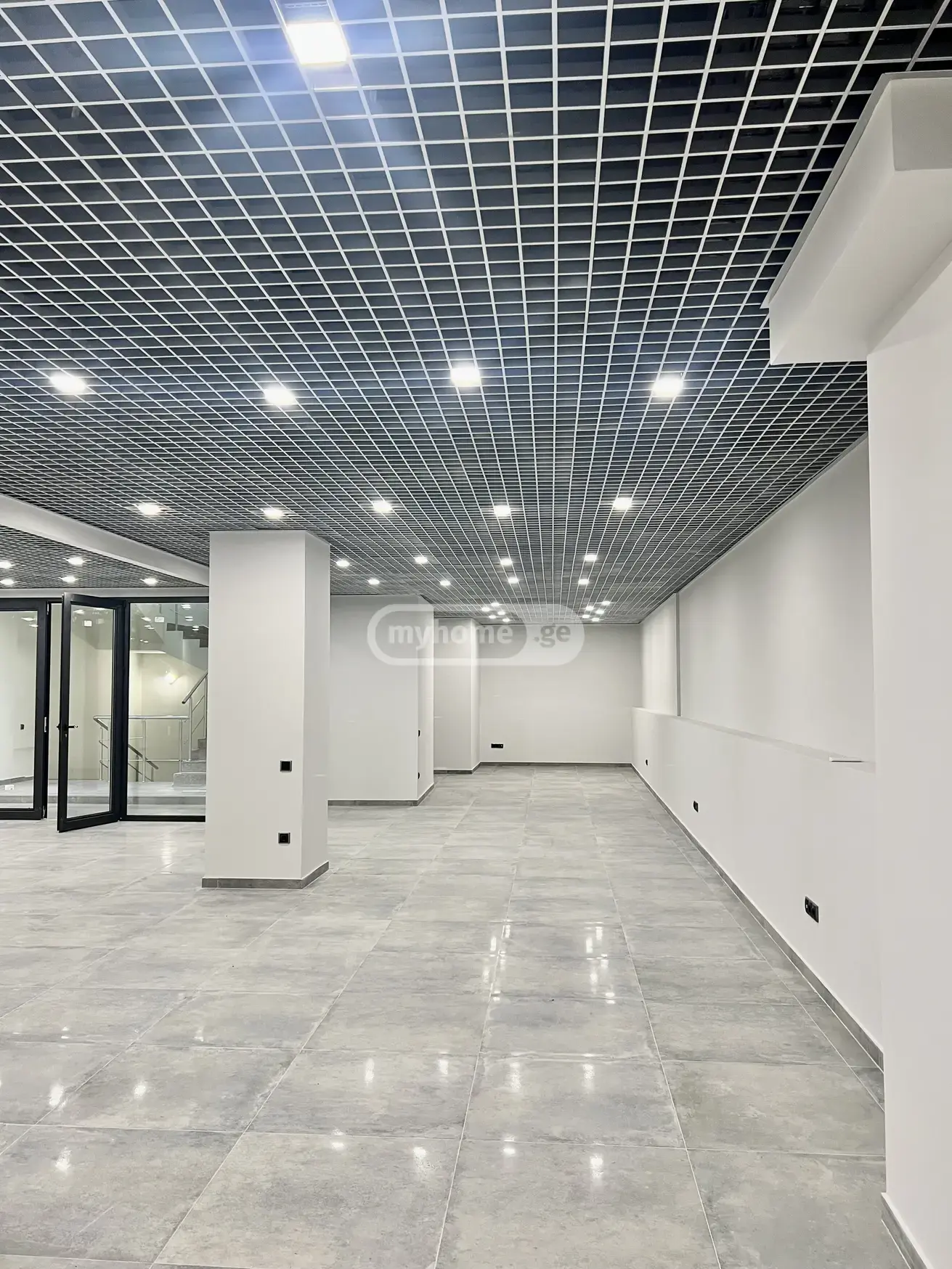 Office Commercial Area For Rent In Avlabari view 11