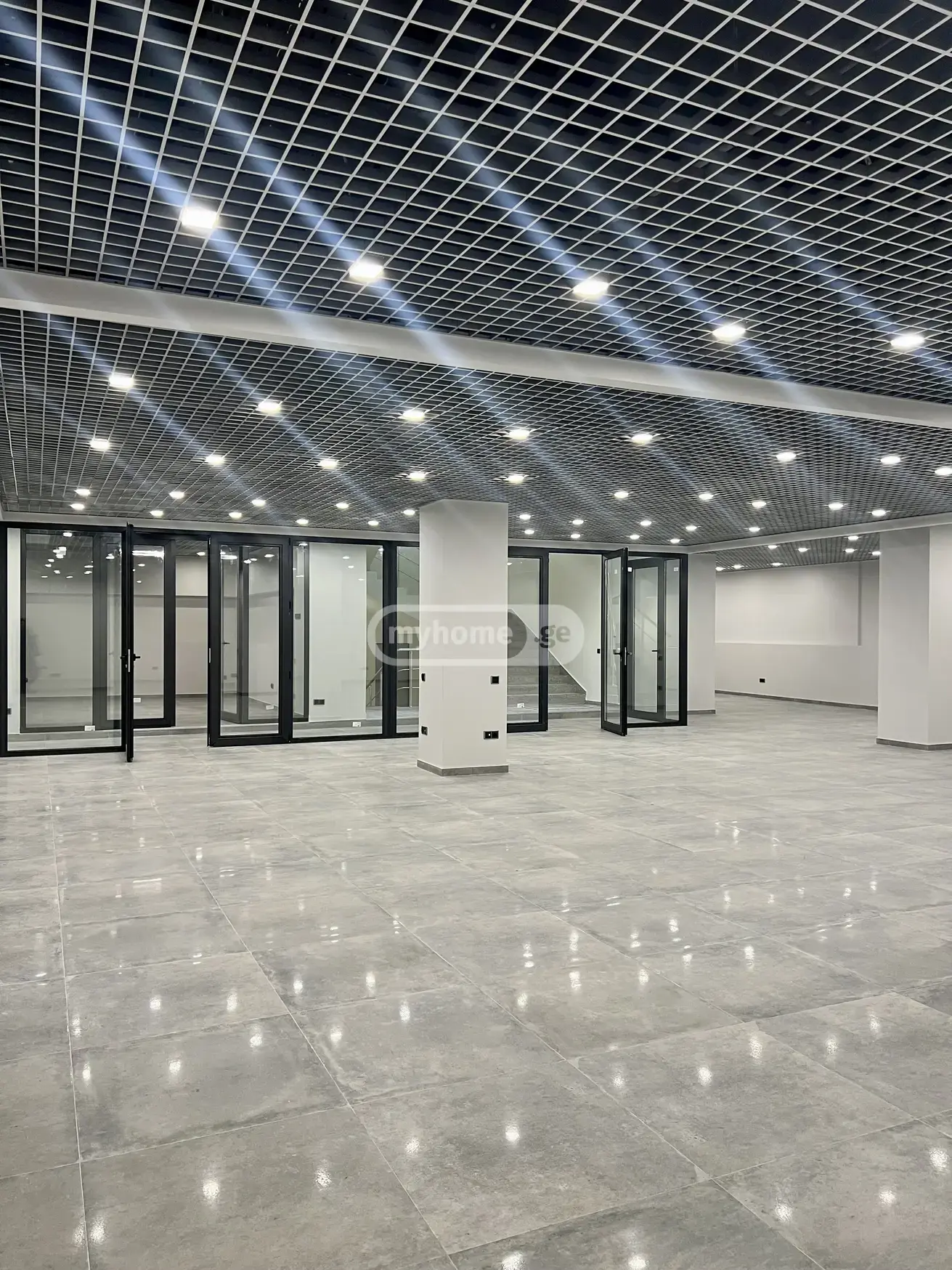 Office Commercial Area For Rent In Avlabari view 1