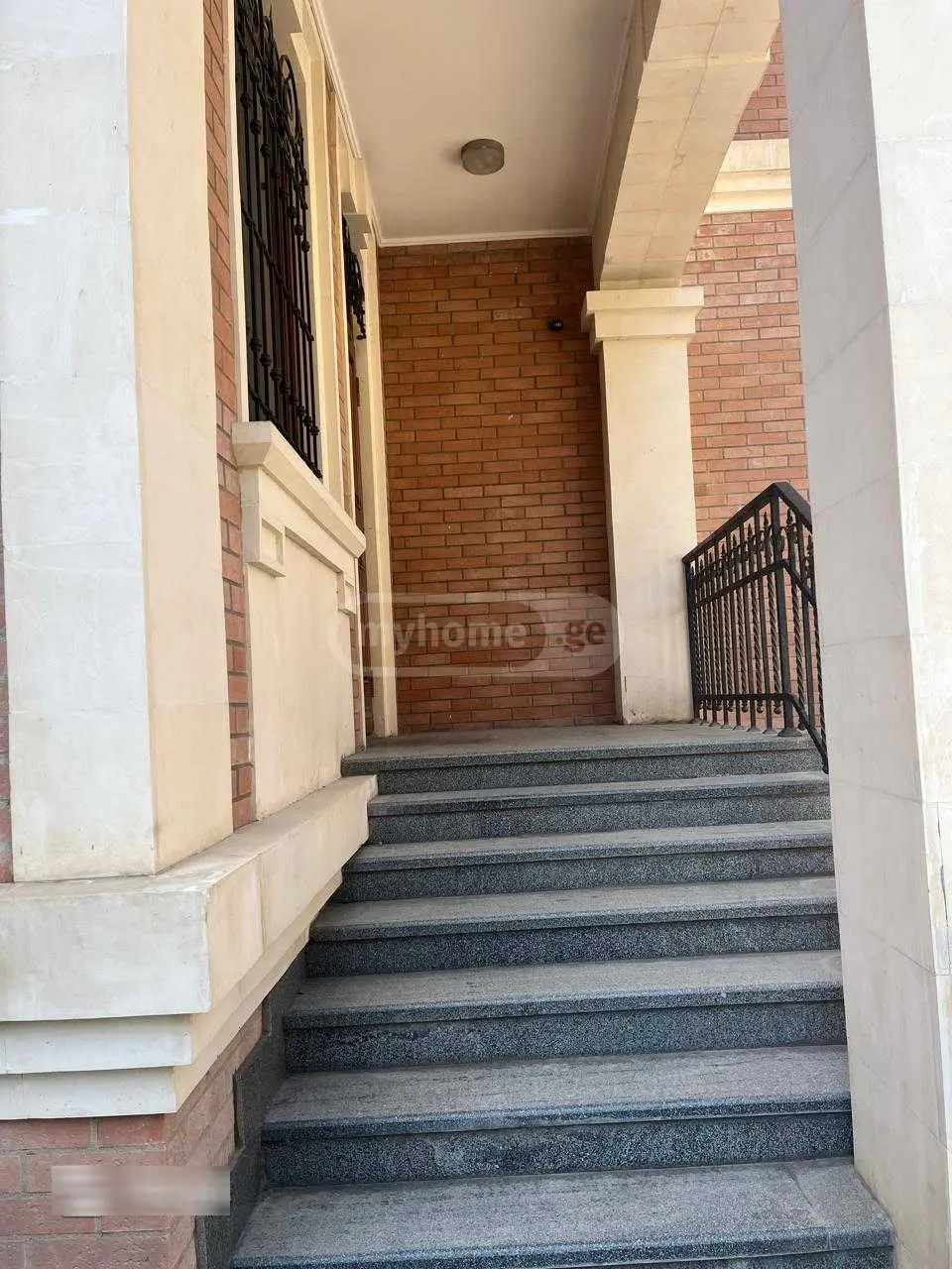 10+ Room Private House For Rent In Vera view 1