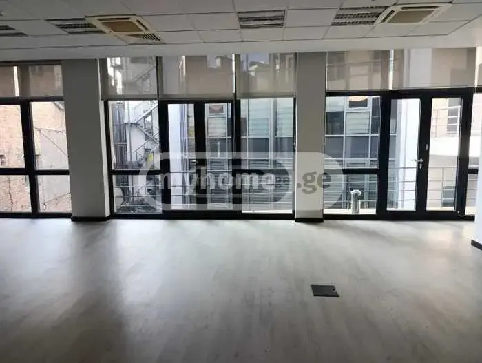 Office Commercial Area For Rent In Sololaki view 5