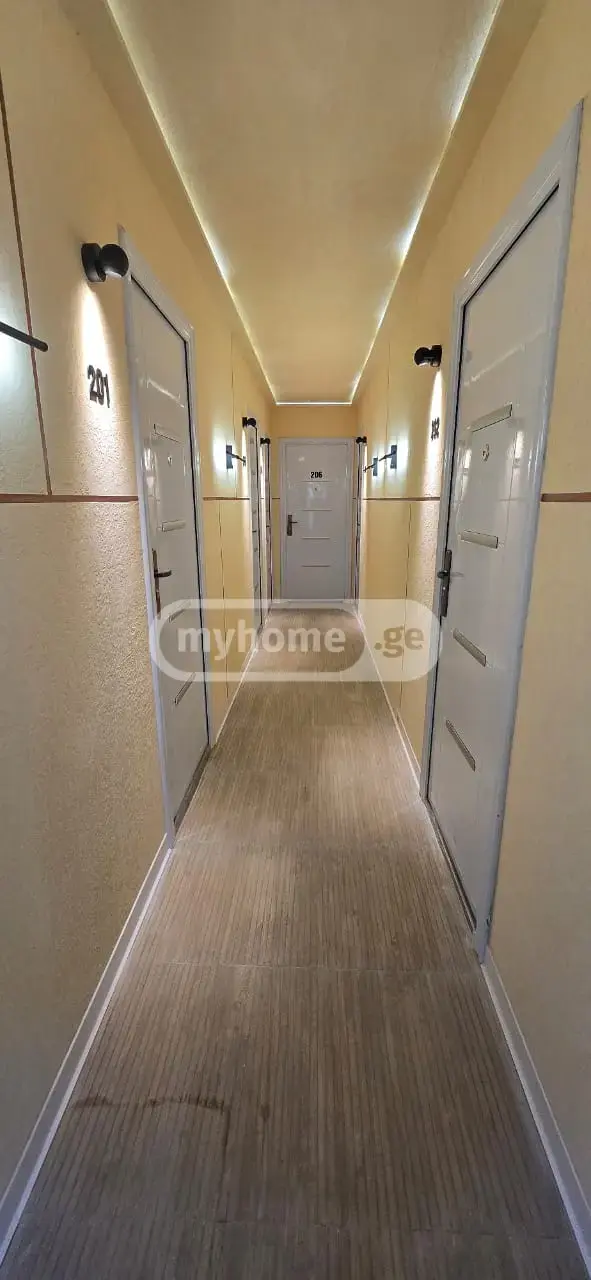 10+ Room Hotel For Rent In Krtsanisi view 2