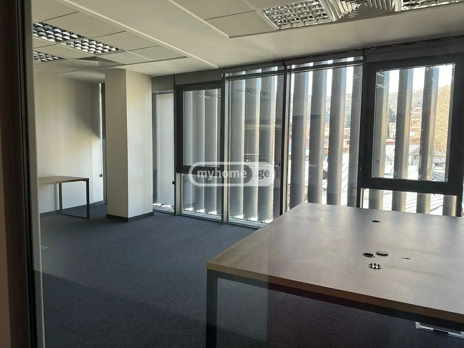 Office Commercial Area For Rent In Sololaki view 15