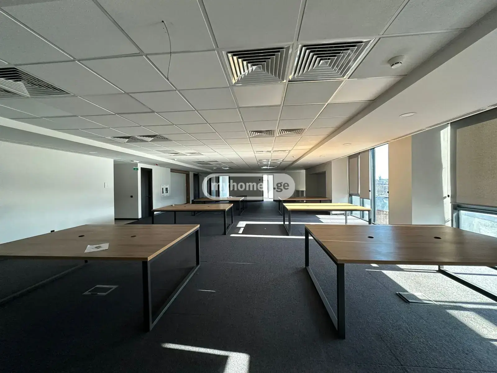 Office Commercial Area For Rent In Sololaki view 6