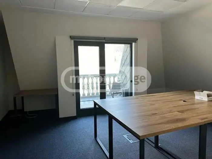 Office Commercial Area For Rent In Sololaki view 10