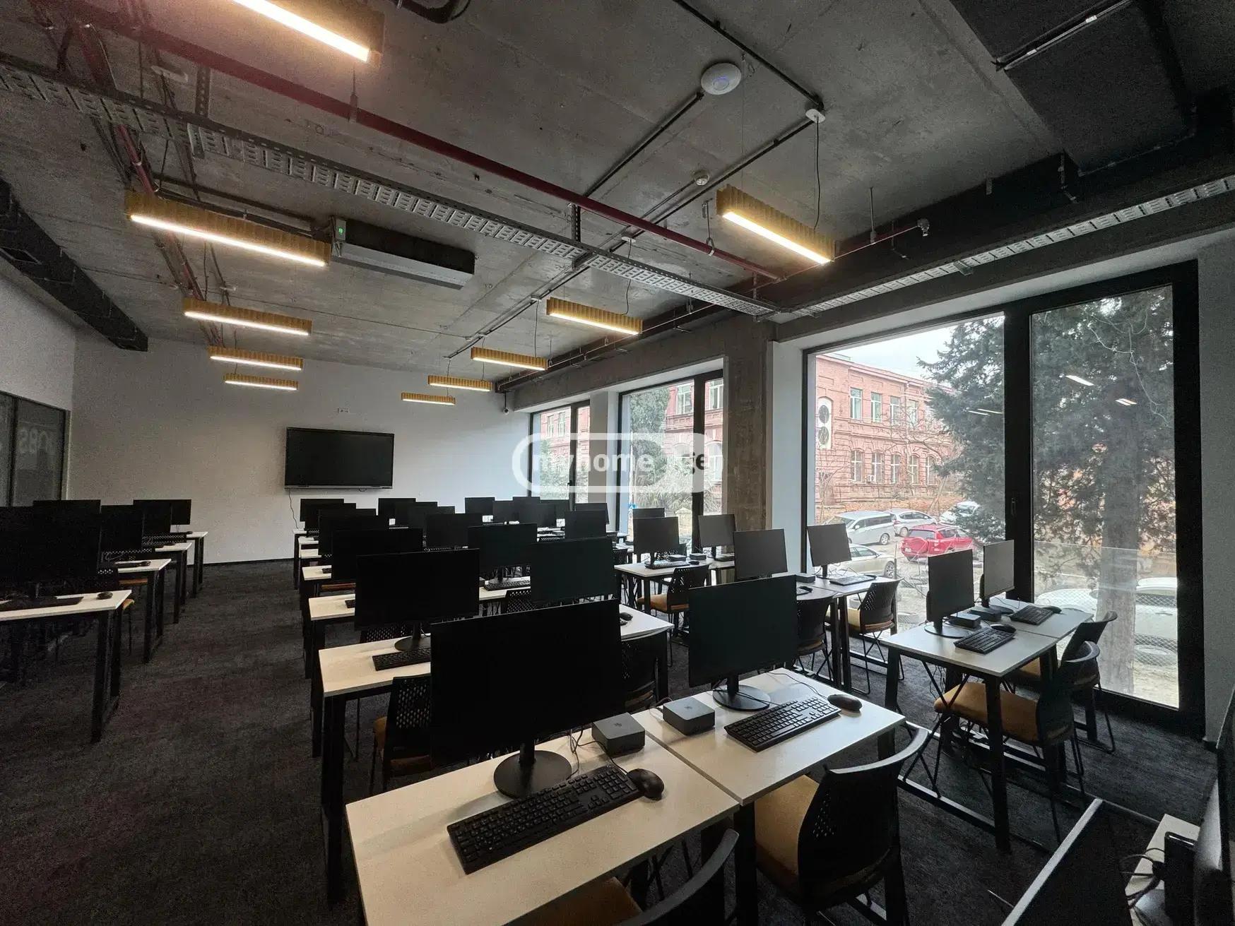 Office Commercial Area For Rent In Avlabari view 17