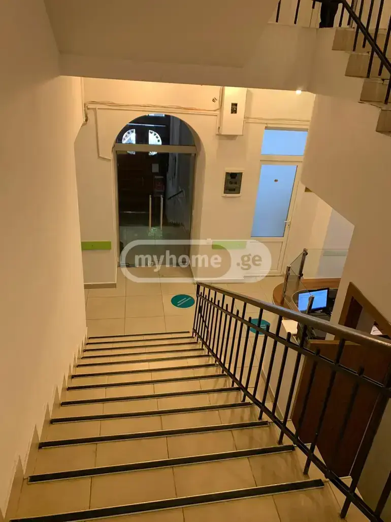 Office Commercial Area For Rent In Vera view 9