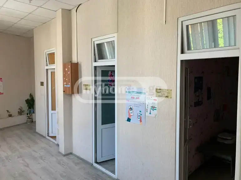 Office Commercial Area For Rent In Vera view 4