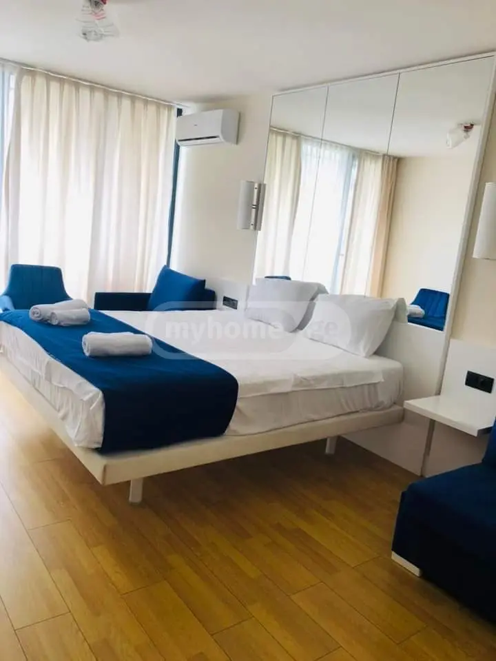 1 Room Hotel Daily Rent view 1
