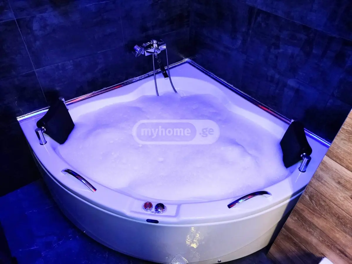 1 Room Apartment Daily Rent In Mukhiani view 4