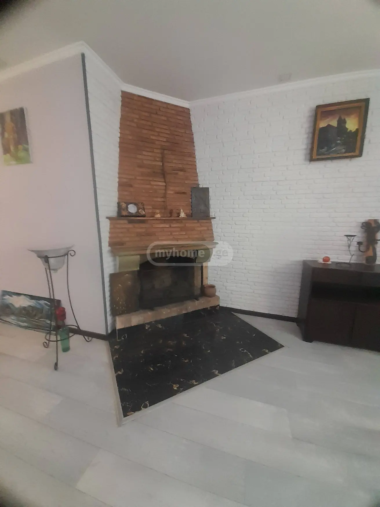7 Room Private House For Sale view 1