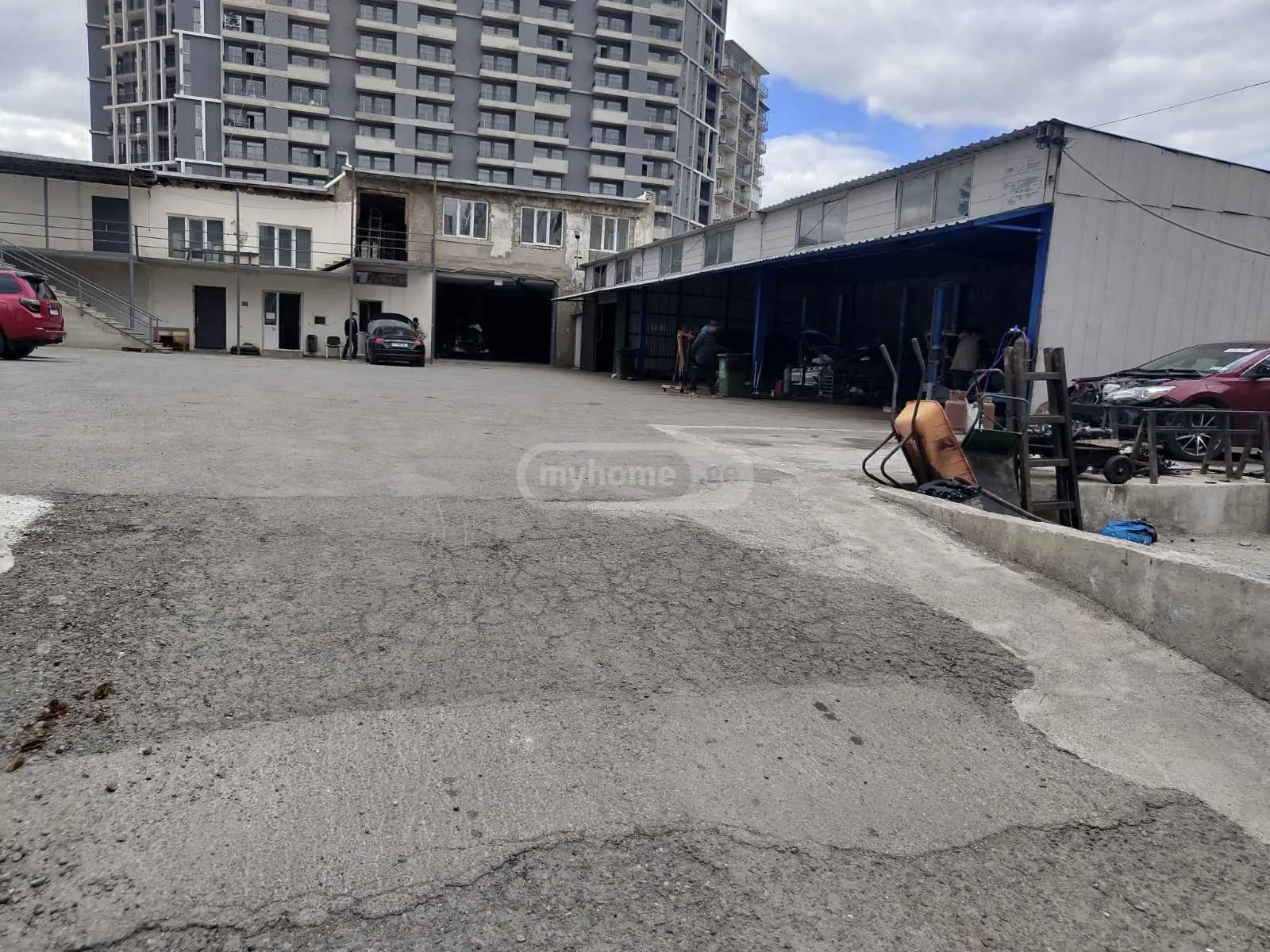 Продажа Autoservice Commercial Area в In Digomi view 5