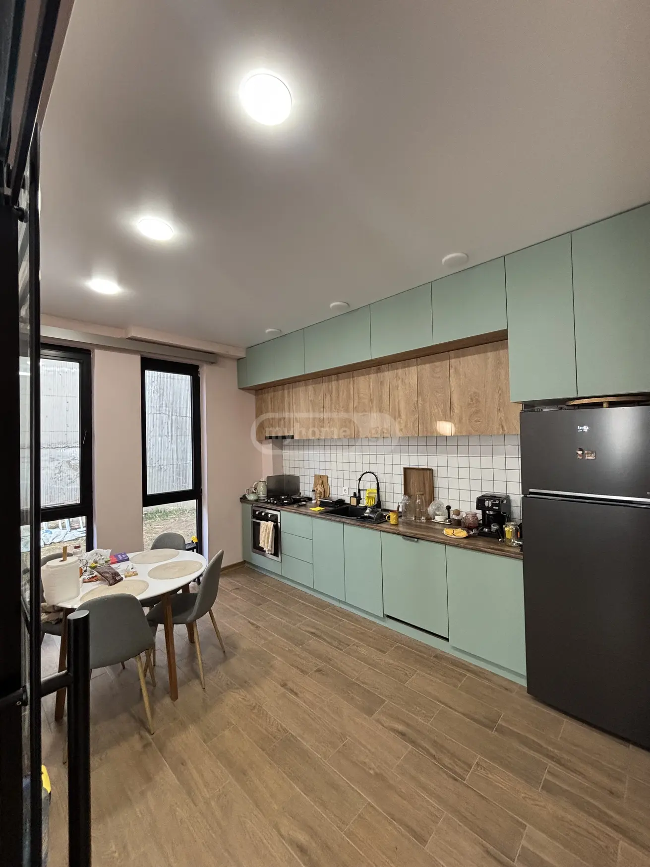 7 Room Private House For Sale view 5