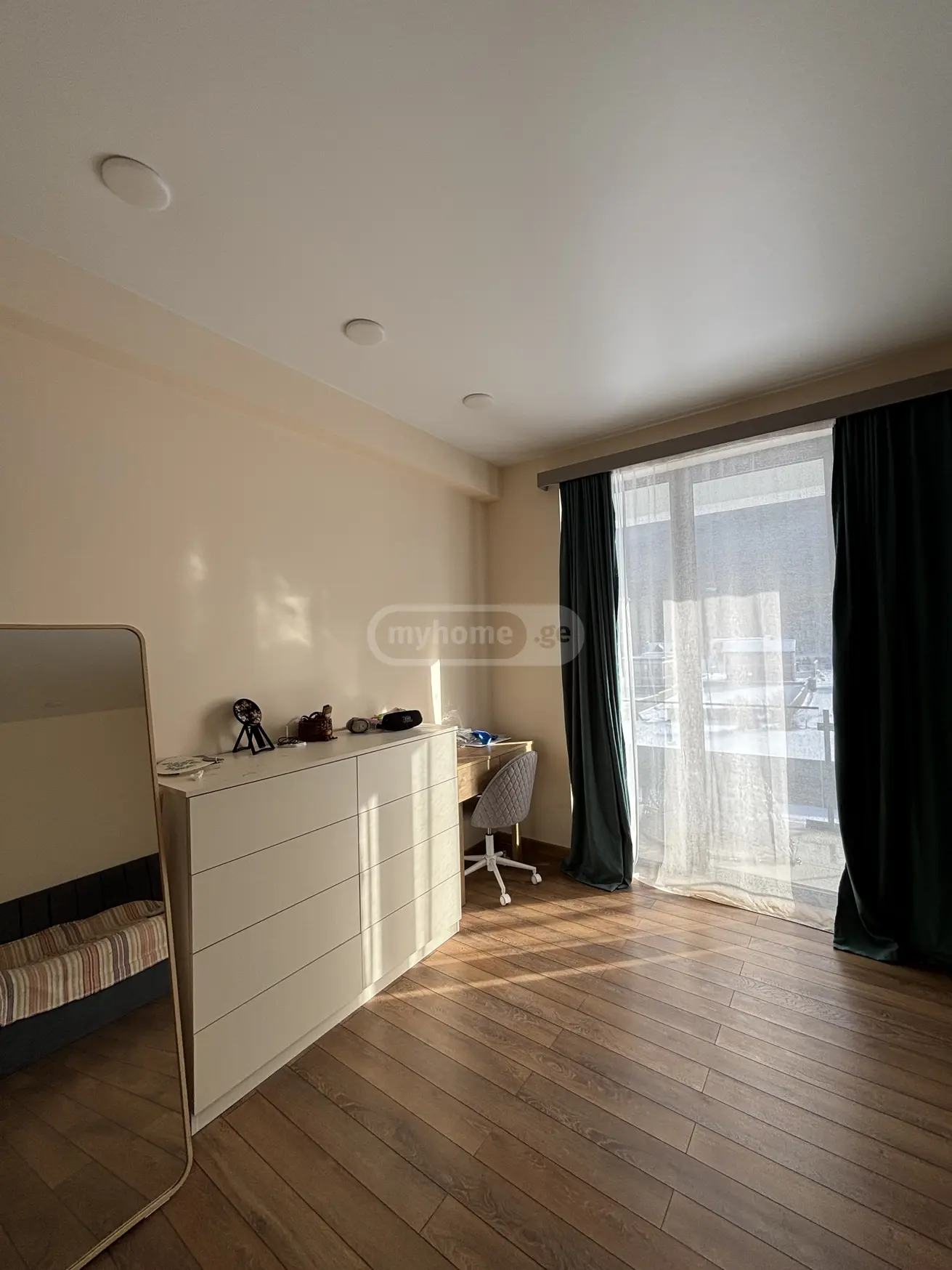 7 Room Private House For Sale view 9