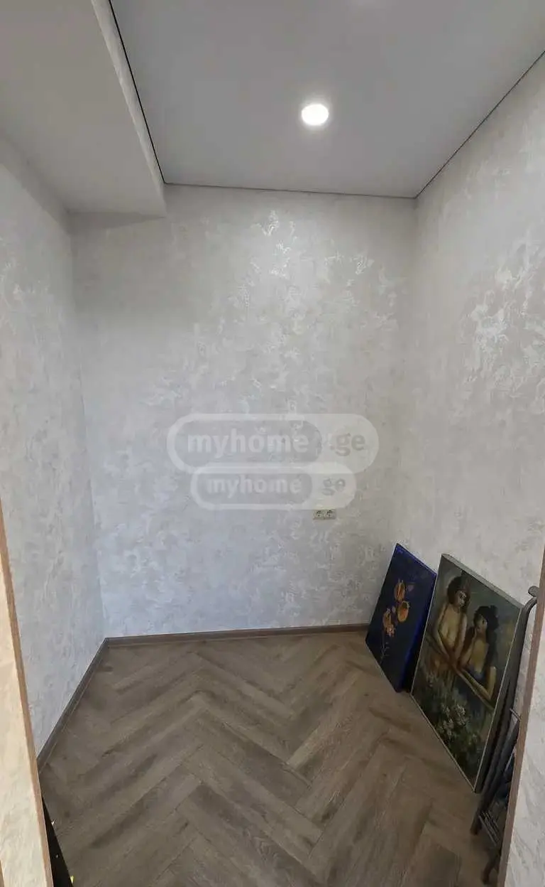 5 Room Private House For Sale view 11