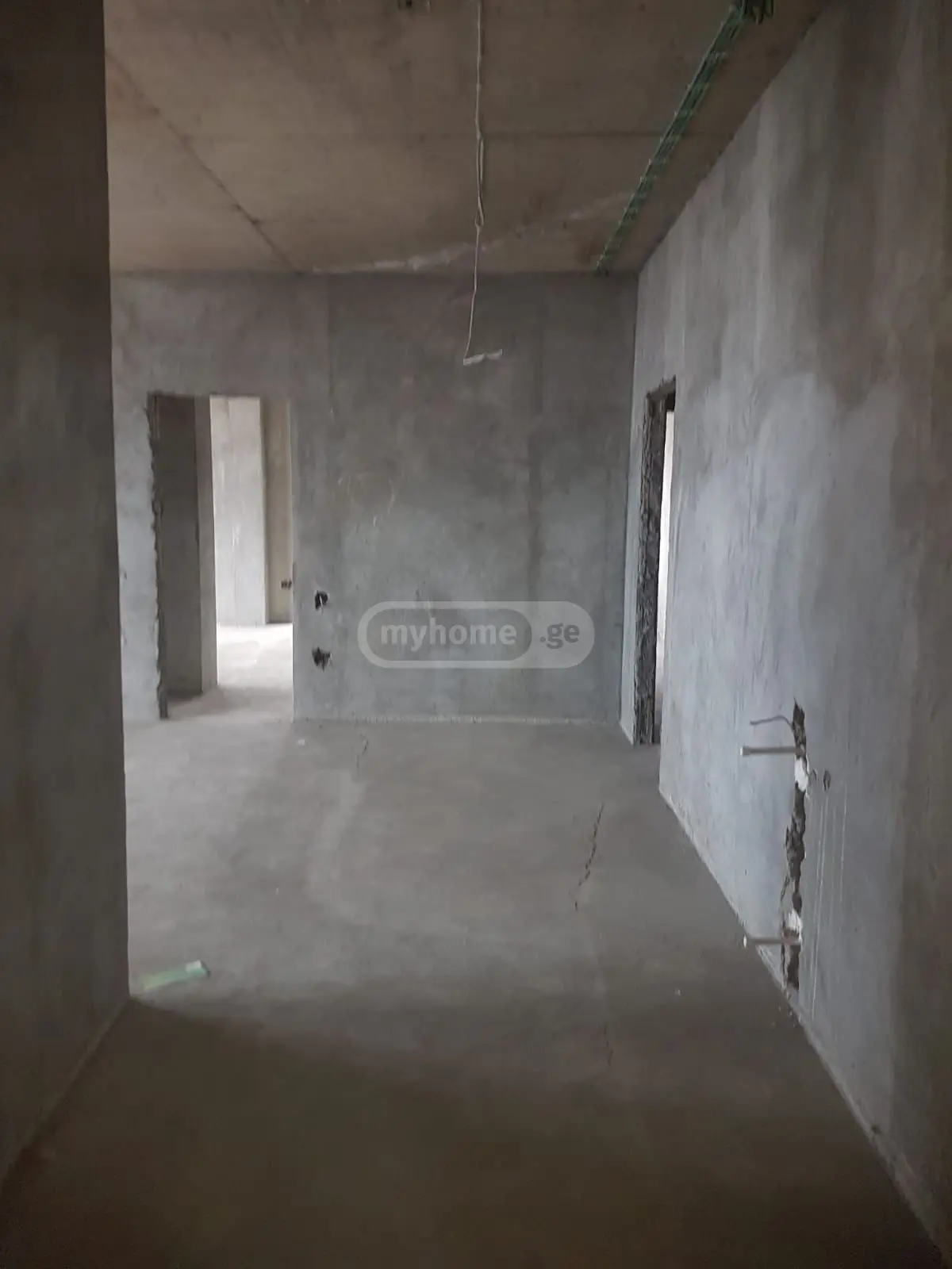 4 Room Apartment For Sale view 1