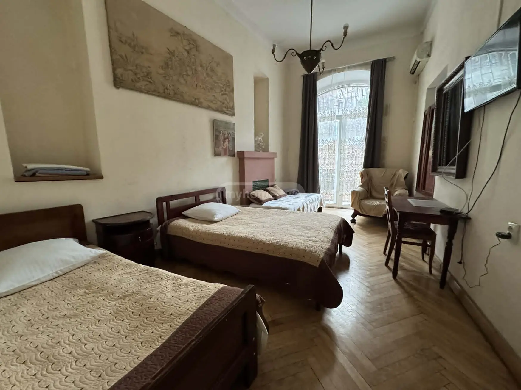 9 Room Hotel For Rent In Mtatsminda view 6