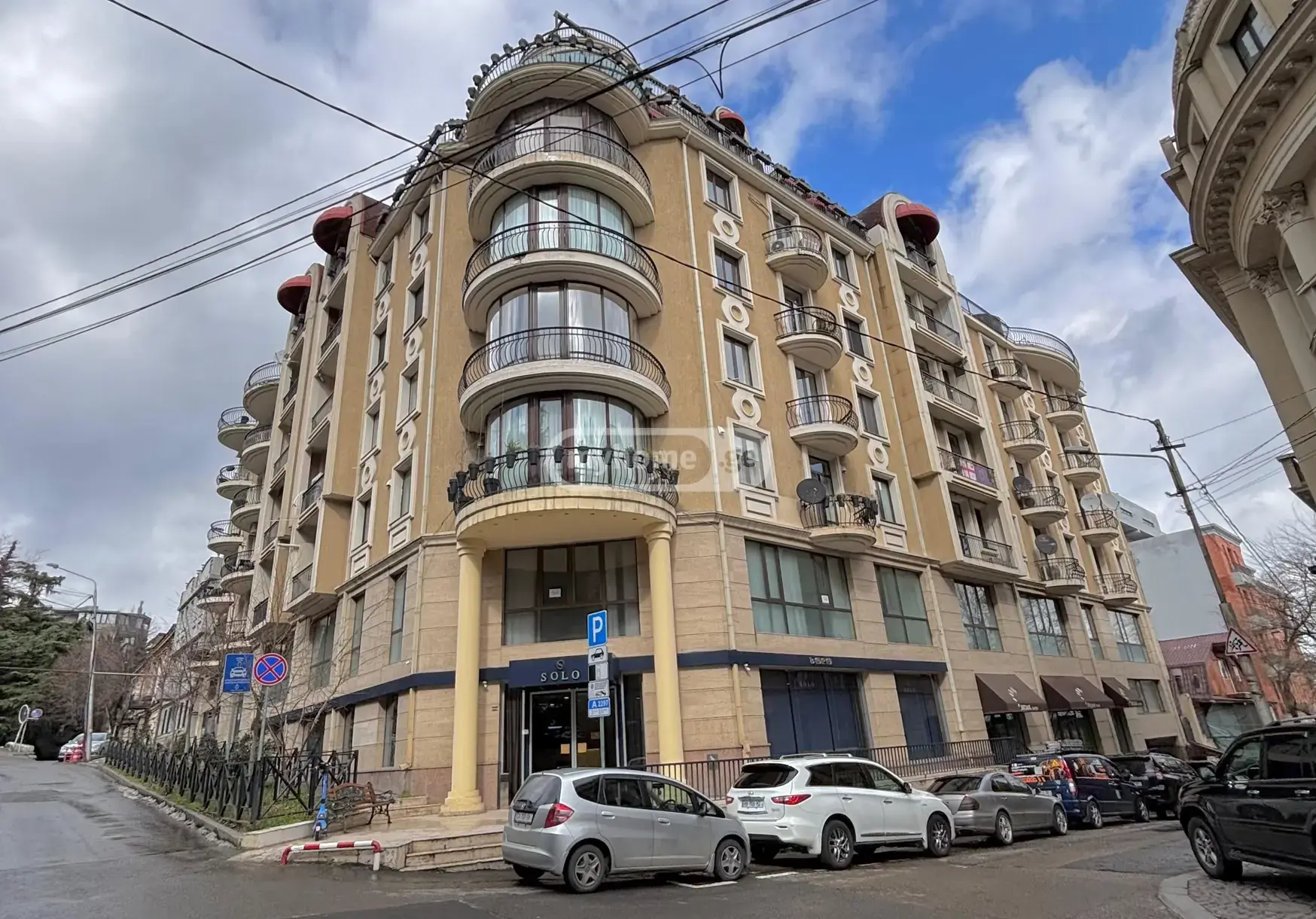 2 Room Private House For Rent In Mtatsminda view 12