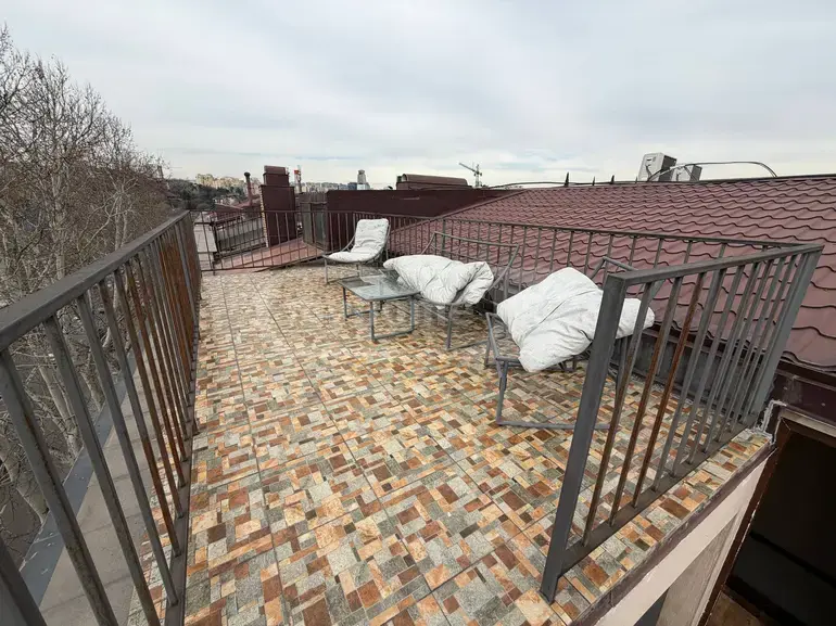 Dimitri Uznadze St, 4: 5-Room, 142.0 M² | Korter.Ge view 24