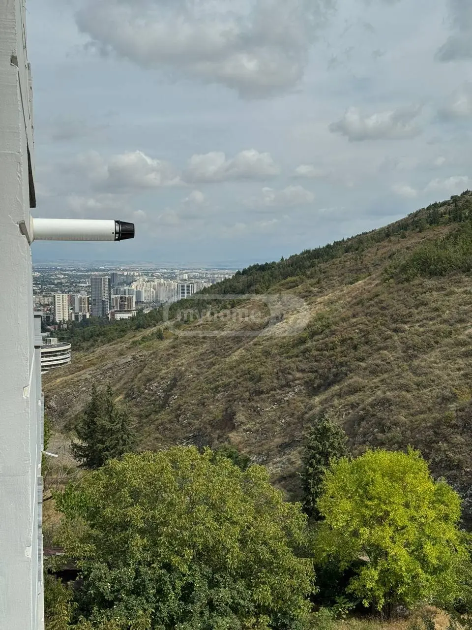 2 Room Apartment For Rent In Krtsanisi view 5