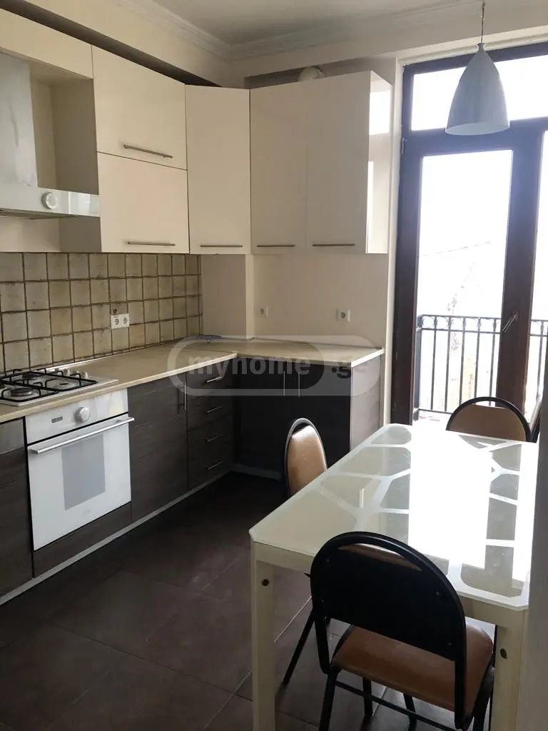 3 Room Apartment For Sale view 2