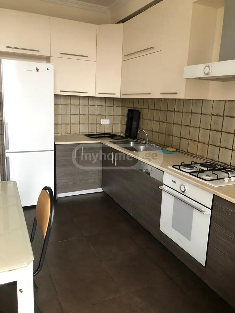 3 Room Apartment For Sale view 3