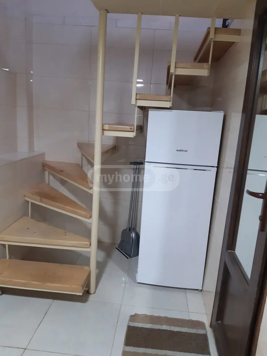 1 Room Apartment Daily Rent In Mtatsminda view 12