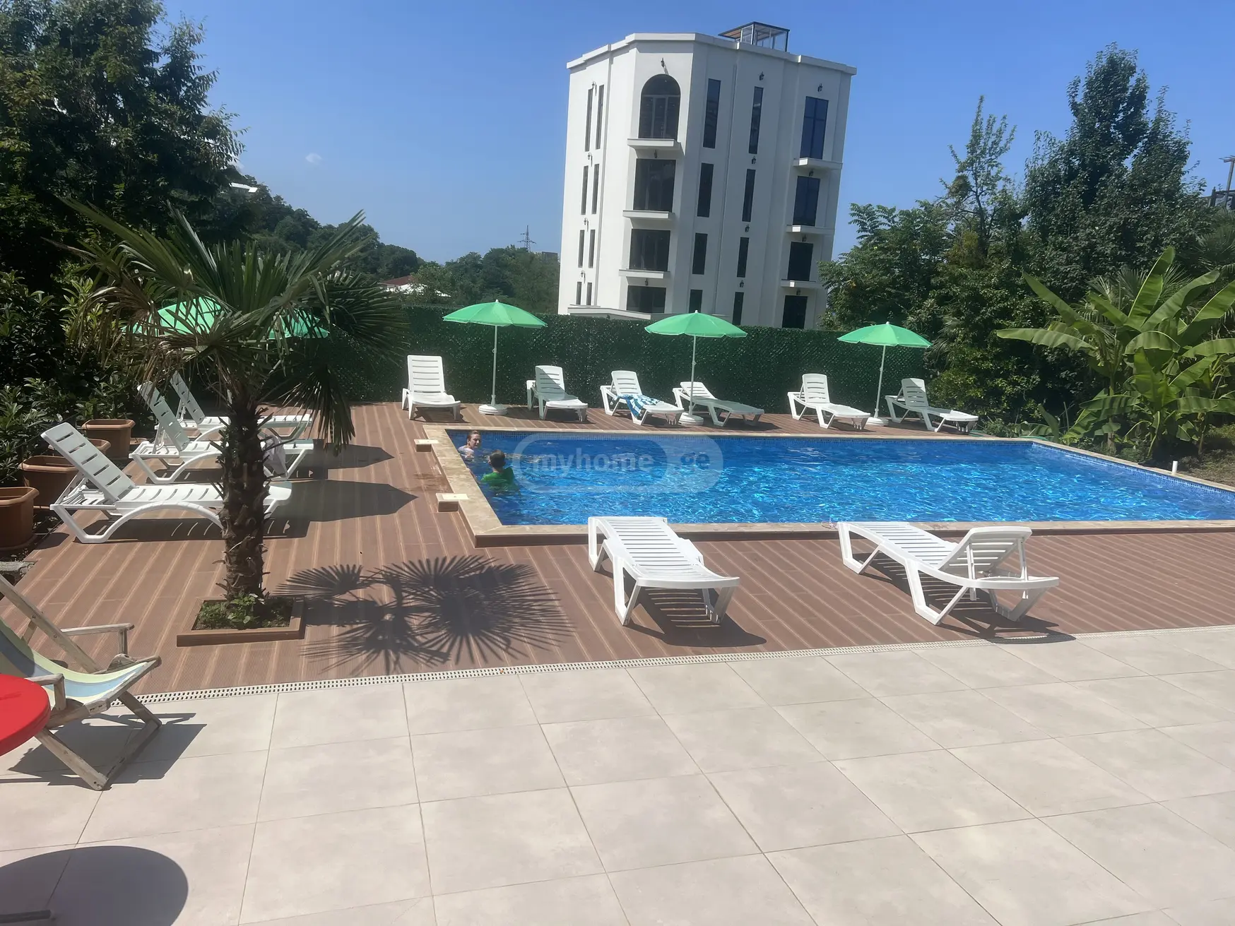 10+ Room Private House For Rent In Makhinjauri, In Batumi view 1