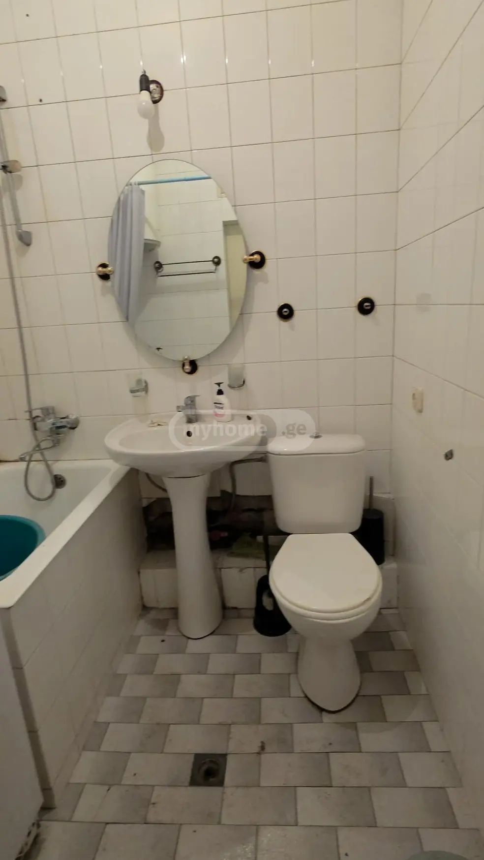 3 Room Apartment For Rent In Didube view 7