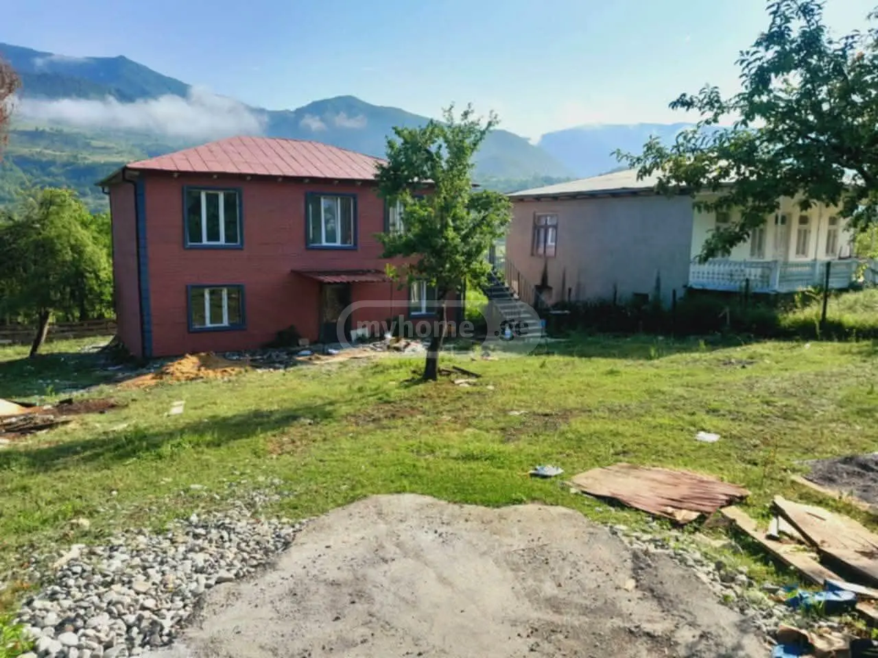 Продажа 6-комната Частный дом view 1