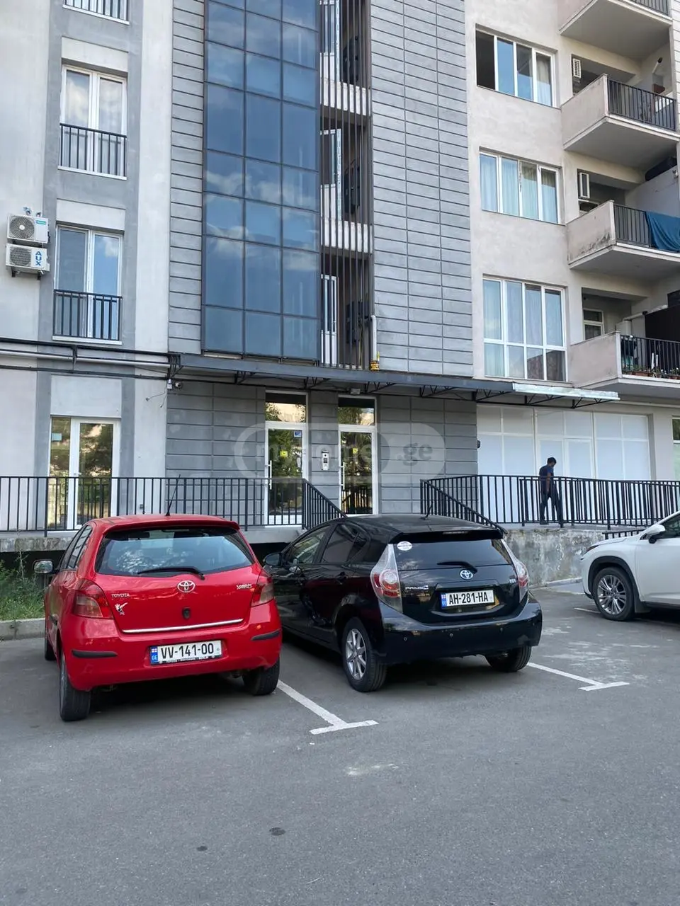 2 Room Apartment Daily Rent In Digomi view 8