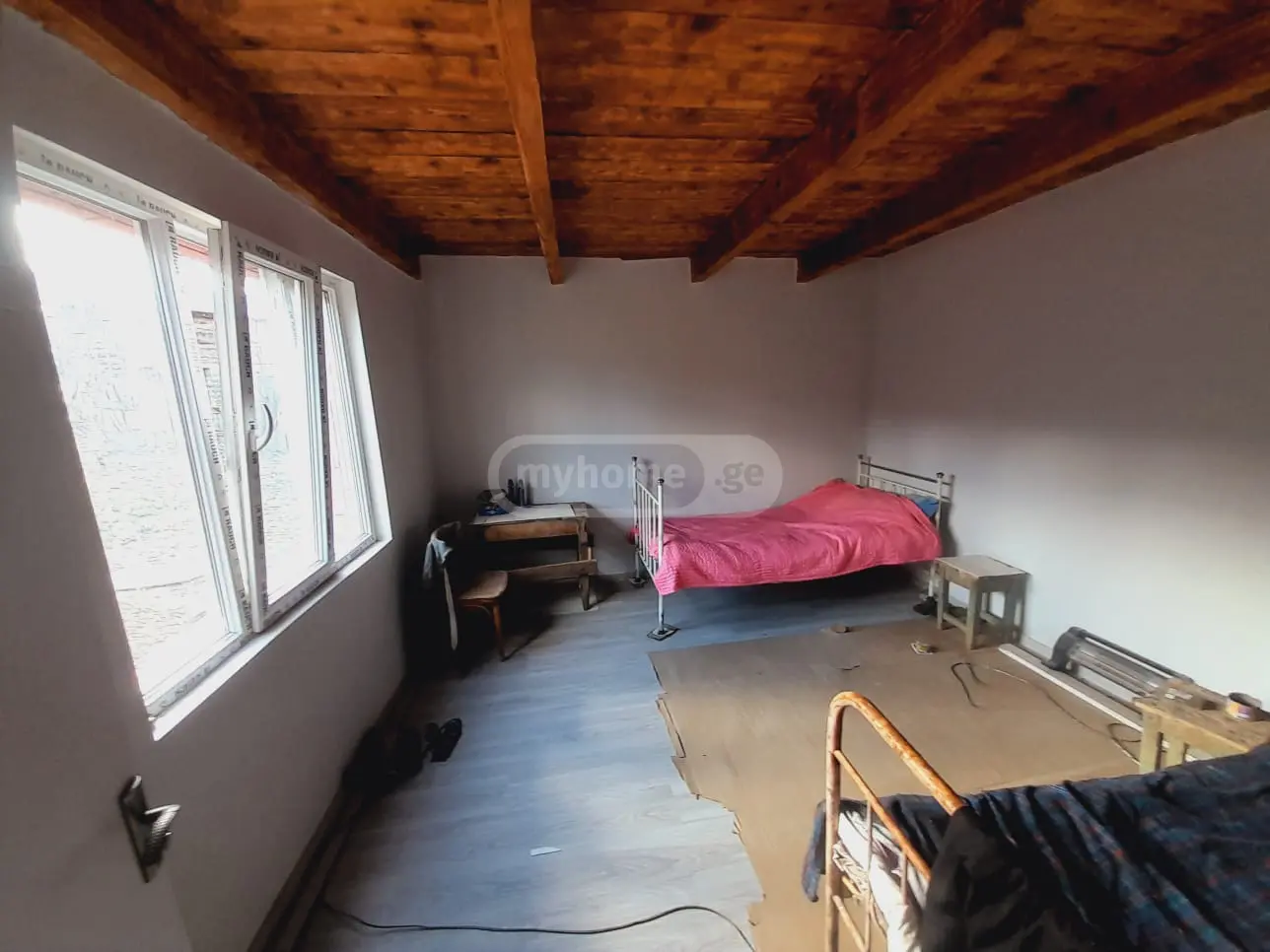 8 Room Private House For Sale view 10