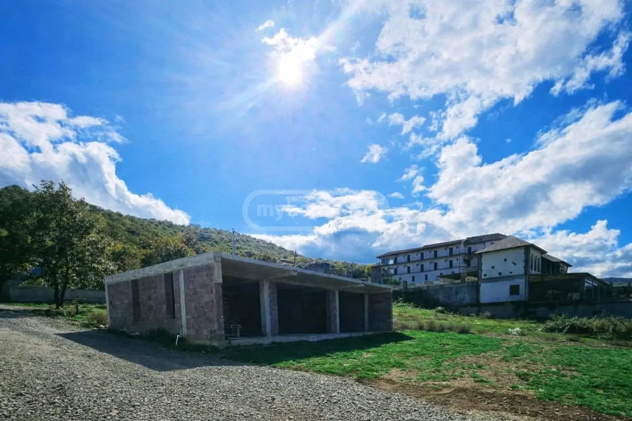 3 Room Private House For Sale view 3