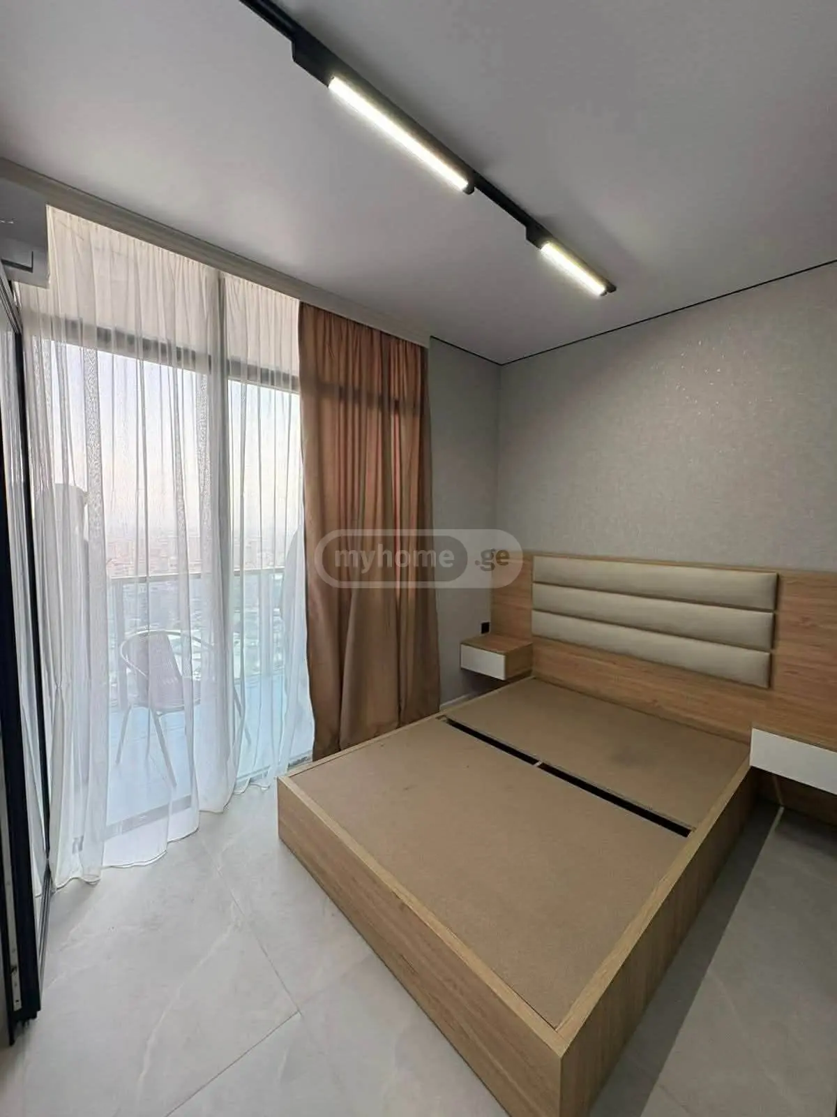 Studio Apartment For Sale view 20