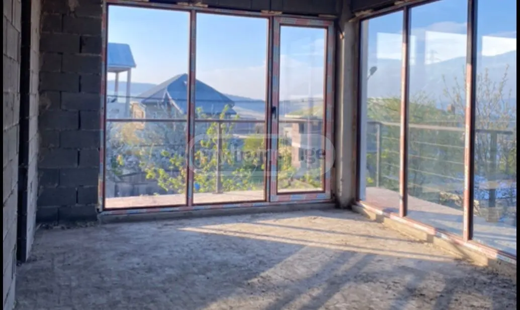 5 Room Country House For Sale view 4