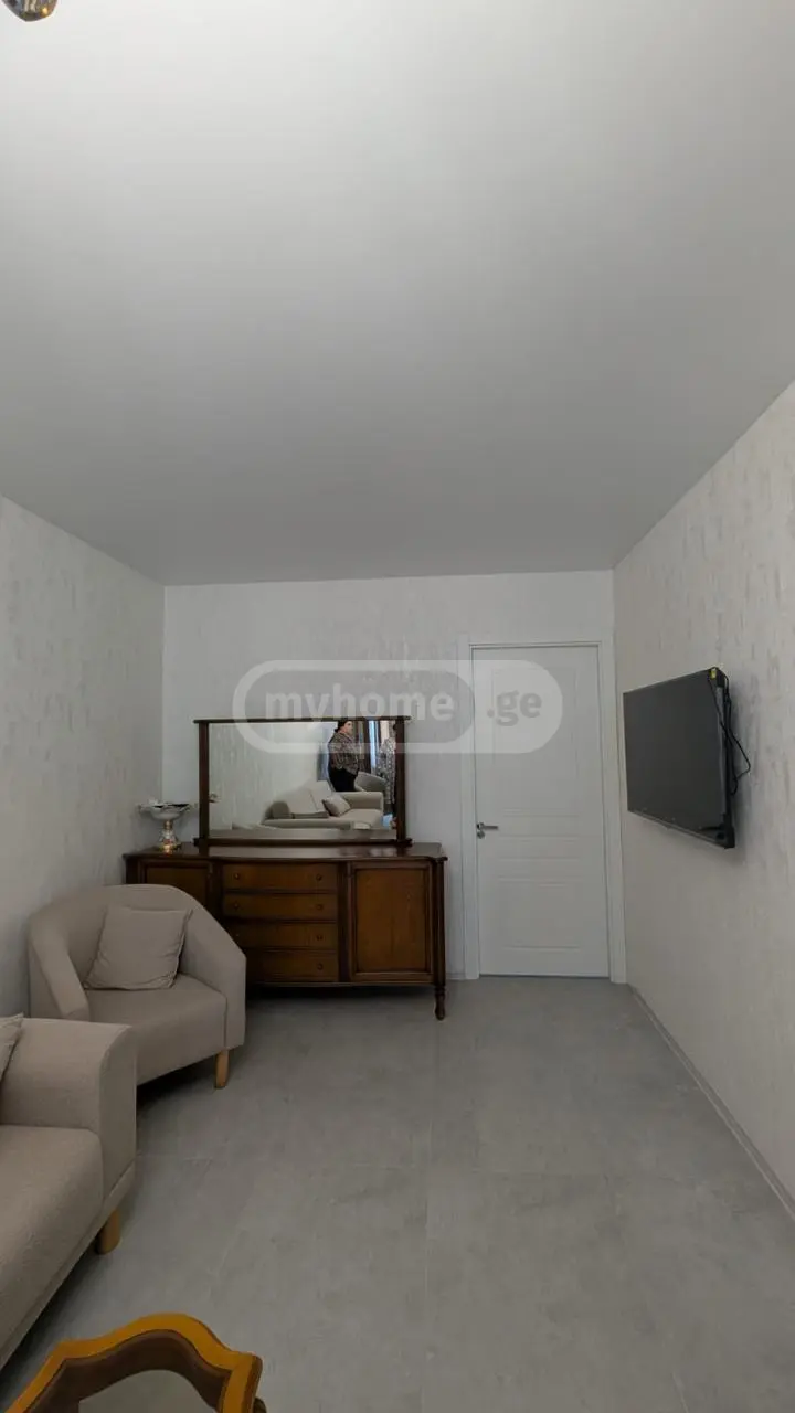 3 Room Apartment For Rent In Rustavi view 6