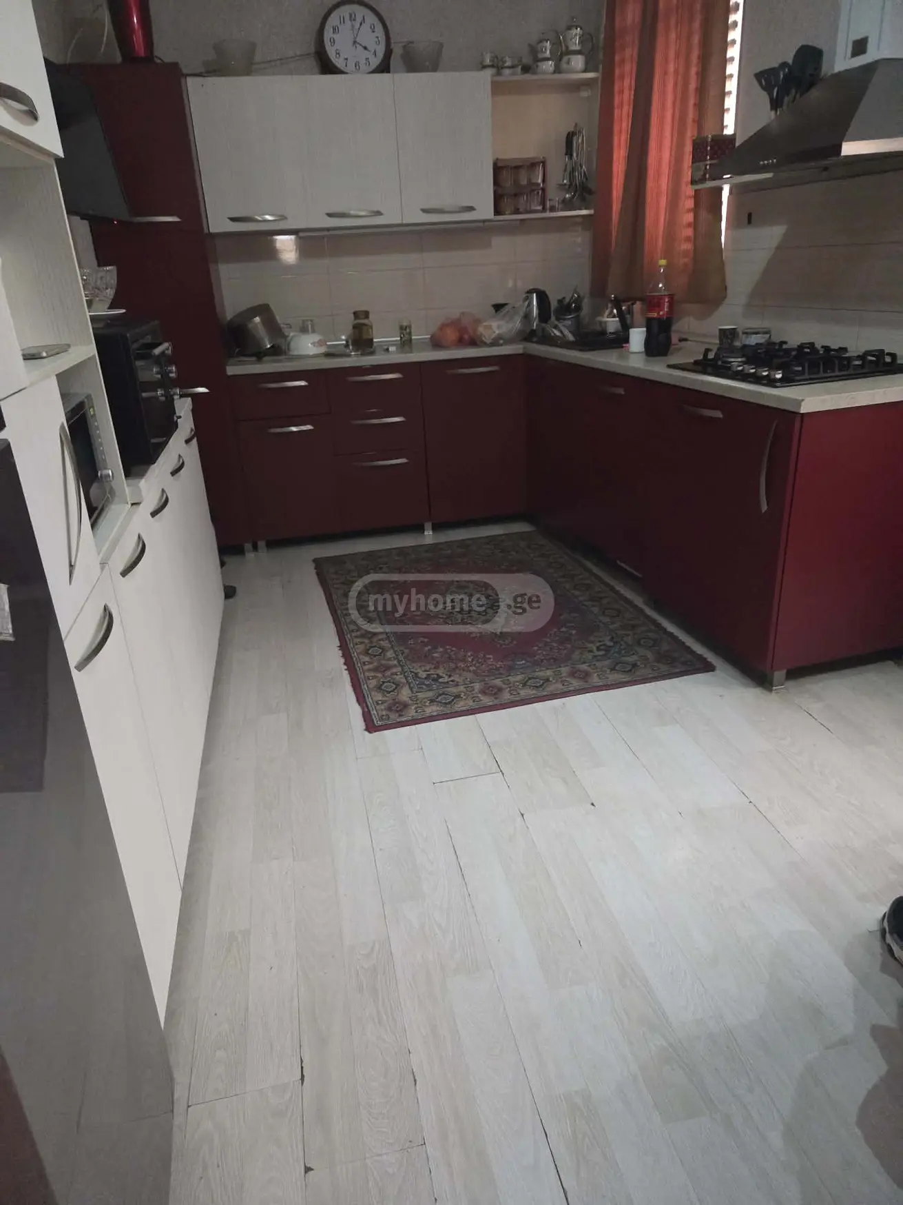 9 Room Private House For Sale view 4